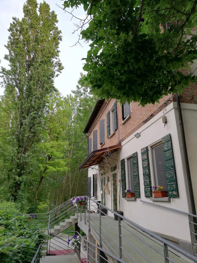 Locanda Dei Pontieri Гуастала Екстериор снимка